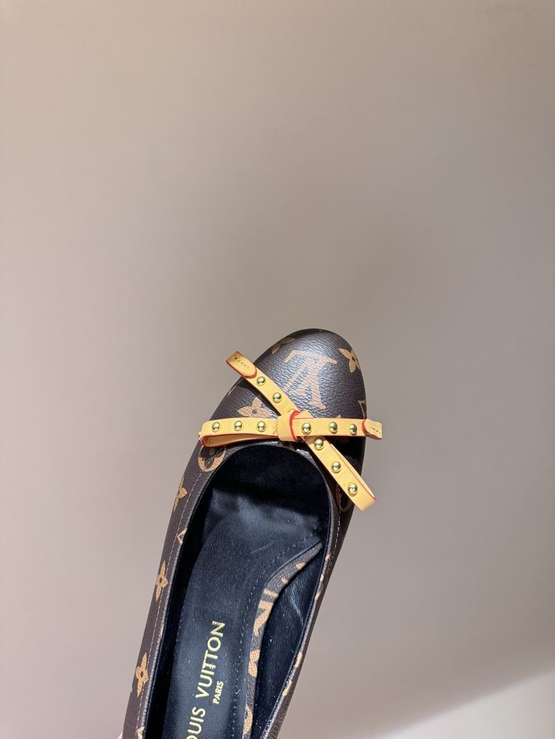 Louis Vuitton Flat Shoes